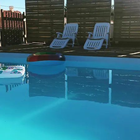 Дом отдыха Les De La Croix Liaud *