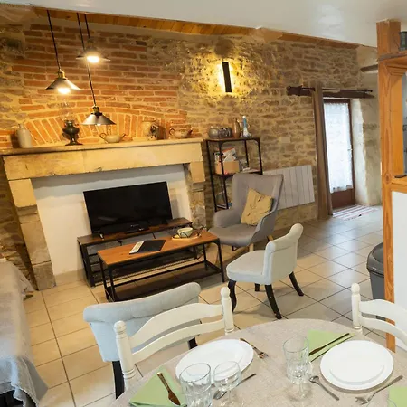 Les De La Croix Liaud Ferienhaus