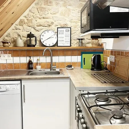 Les De La Croix Liaud