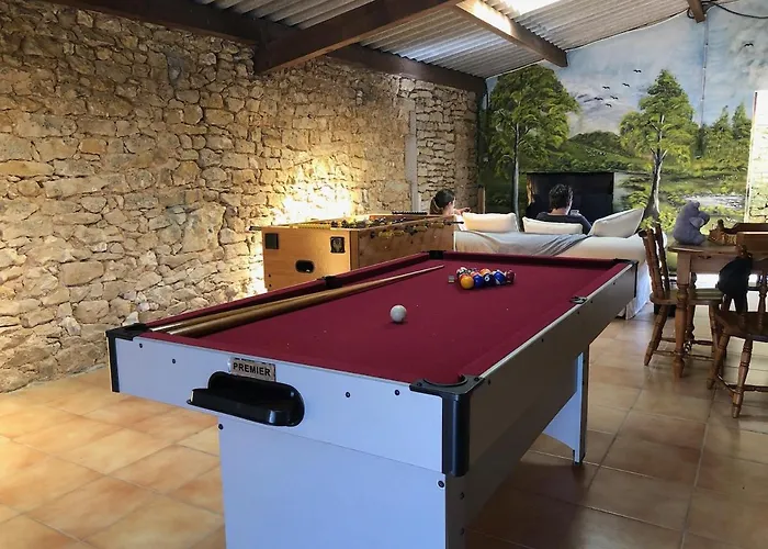 Les De La Croix Liaud *