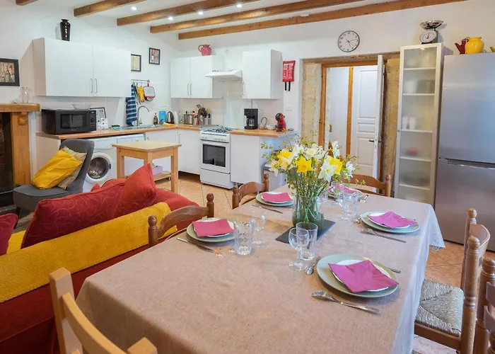 Les De La Croix Liaud Saint-Sulpice-en-Pareds